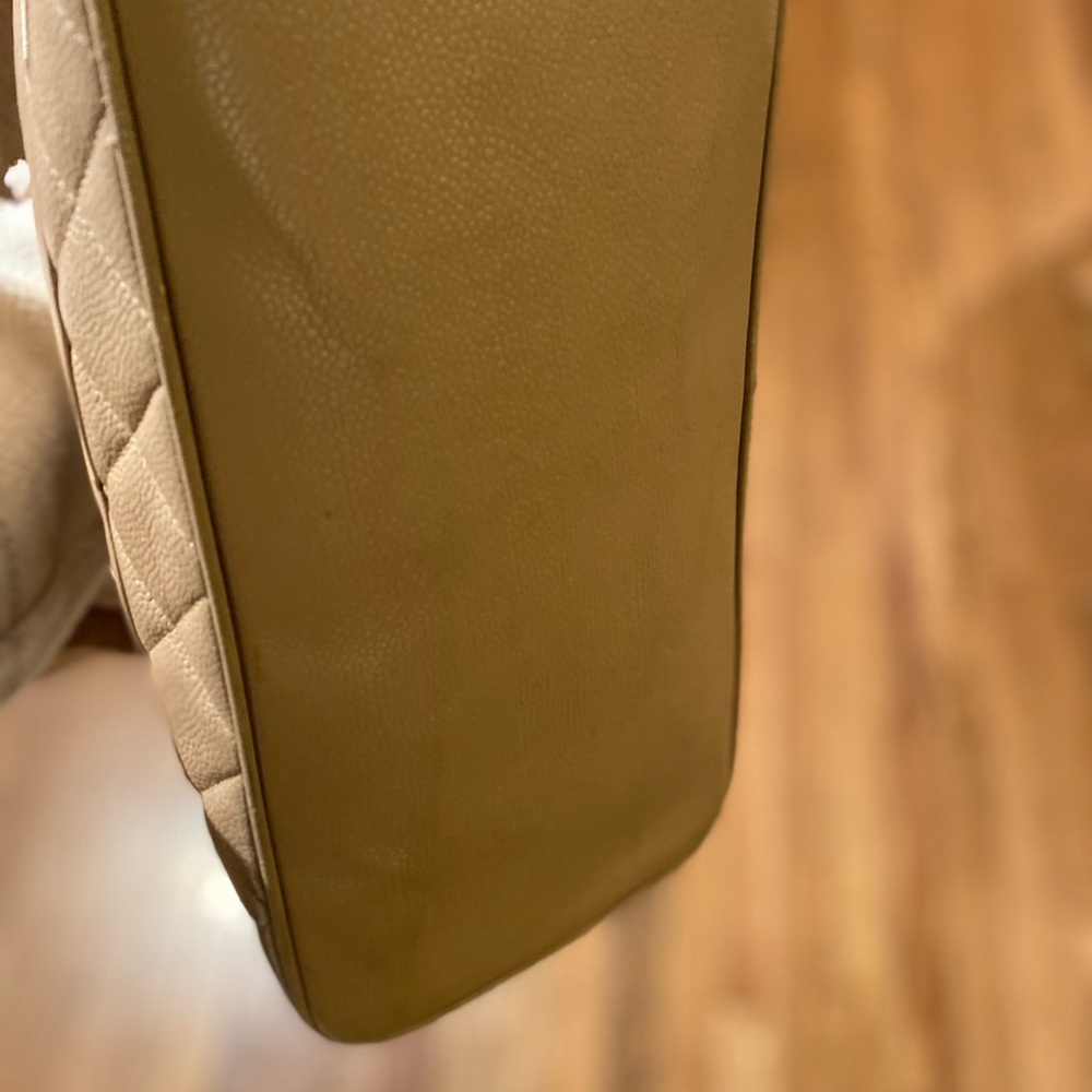 Chanel Tan/Taupe Caviar leather (vintage) Medallion Tote: Gold Hardware-COA - Picture 5 of 11